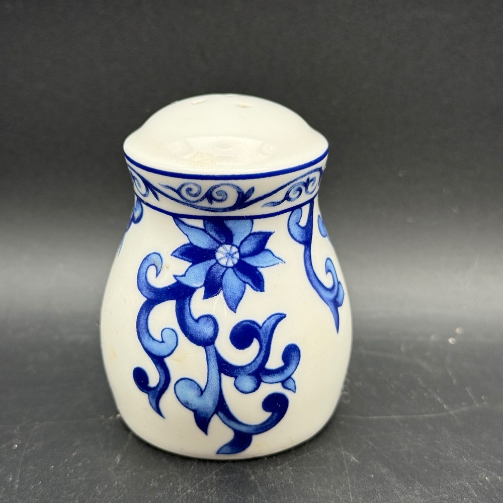 Ralph Lauren Mandarin Blue Pepper Shaker Floral Chinoiserie Traditional Classic